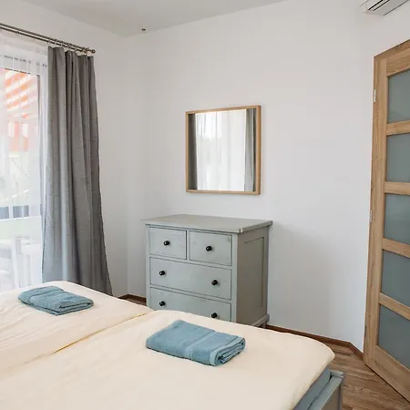 Apartment Pod Kunkou, *